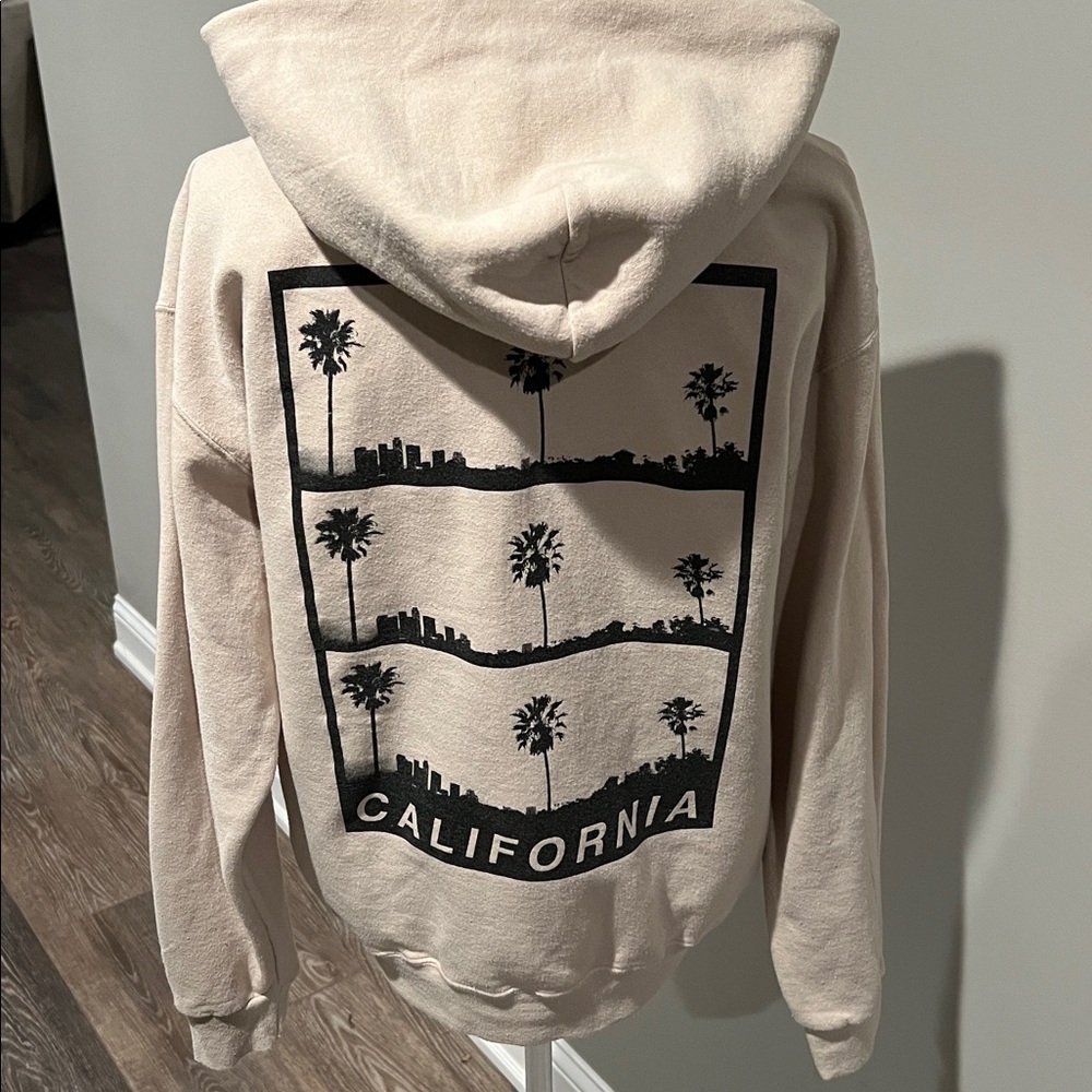 Bowery Hoodie - Picture 3 of 4
